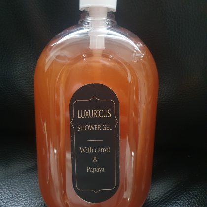 Luxurious shower gel with carrot&papaya